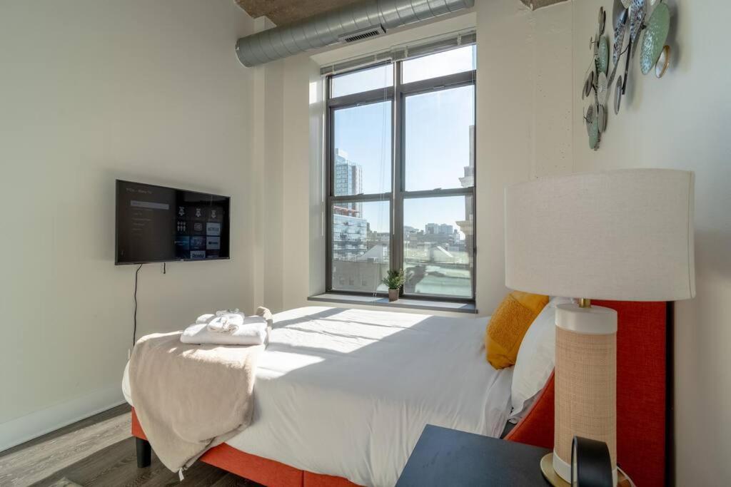 Spacious 2Br Vacation Rental With City View, Optional Parking And Gym Near Mccormick Place & Downtown Chicago Attractions エクステリア 写真